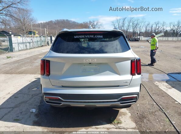 KNDRHDLG9P5223070 2023 KIA SORENTO HYBRID Silver 