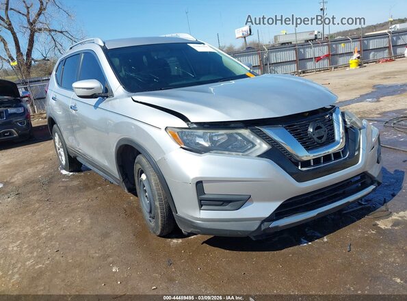 KNMAT2MT1HP538334 2017 NISSAN ROGUE Silver Delantero derecho