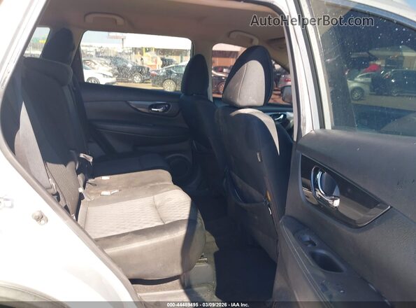 KNMAT2MT1HP538334 2017 NISSAN ROGUE Silver Vista de la etiqueta del VIN