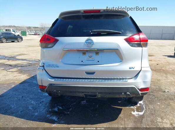KNMAT2MT1HP538334 2017 NISSAN ROGUE Silver 