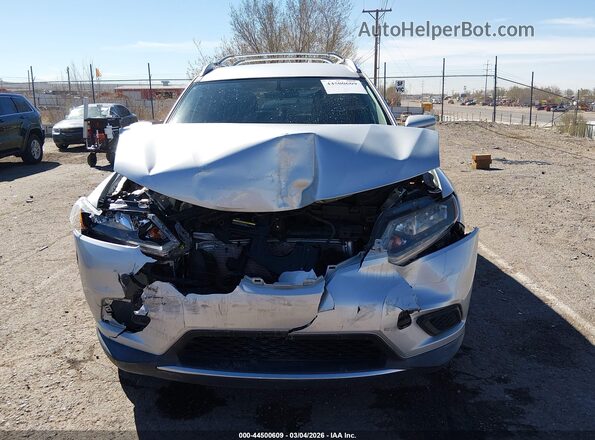 KNMAT2MT7GP718450 2016 NISSAN ROGUE Silver Widok wnętrza z tyłu
