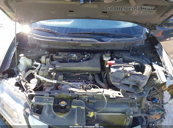 KNMAT2MV2JP592698 2018 NISSAN ROGUE Black Հետևի տեսք