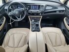 2018 Buick Envision Essence Белый vin: LRBFX1SA5JD082348