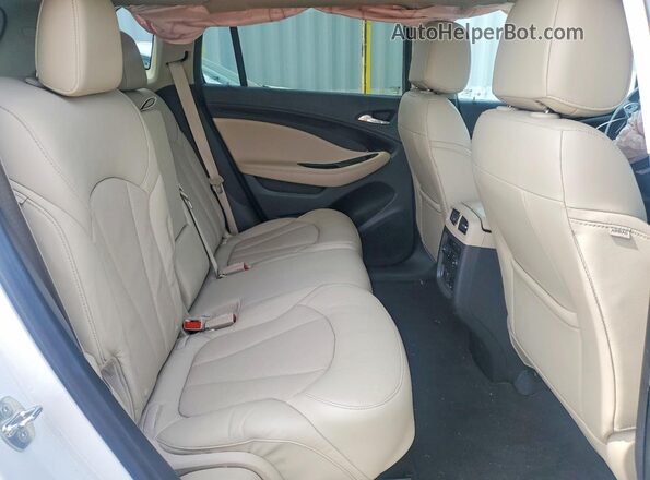 LRBFX3SX5JD004636 2018 BUICK ENVISION Белый Вид задних сидений