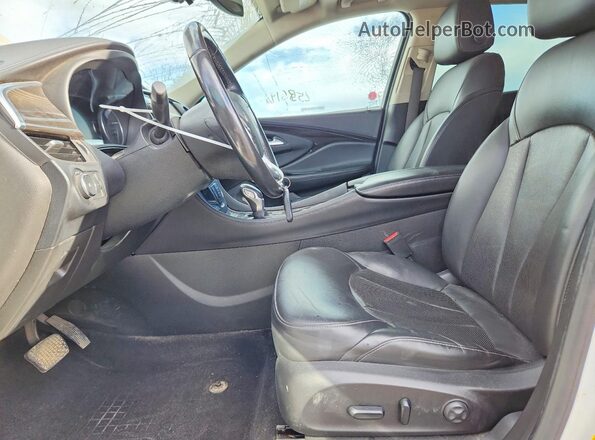 LRBFX3SX7KD039020 2019 BUICK ENVISION Белый Вид салона спереди