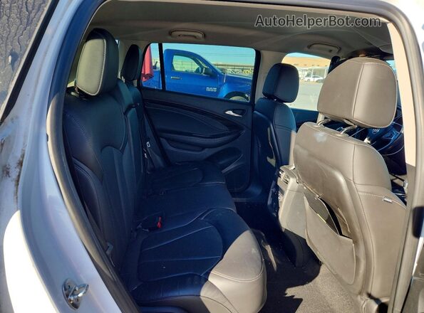 LRBFX4SX4KD109997 2019 BUICK ENVISION Белый Вид задней части салона