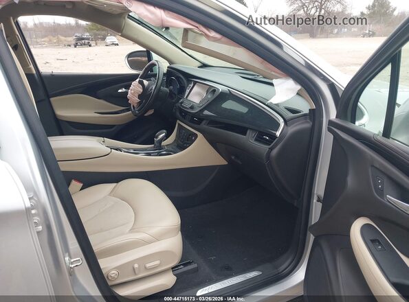 LRBFXASA0HD124225 2017 BUICK ENVISION Серебряный Вид салона спереди