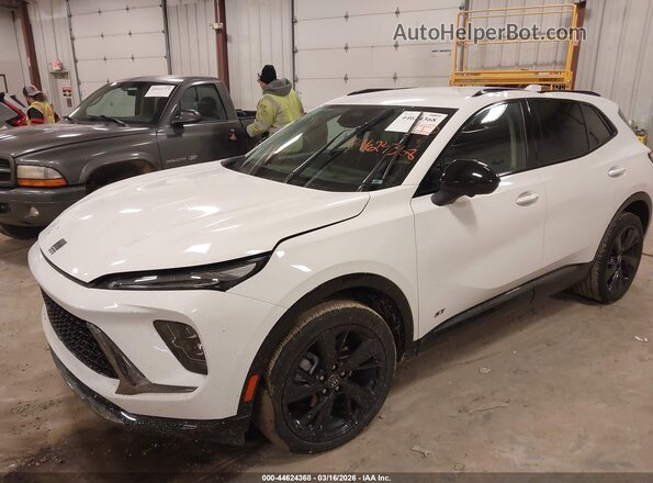 LRBFZLE40SD060643 2025 BUICK ENVISION White Przód lewy