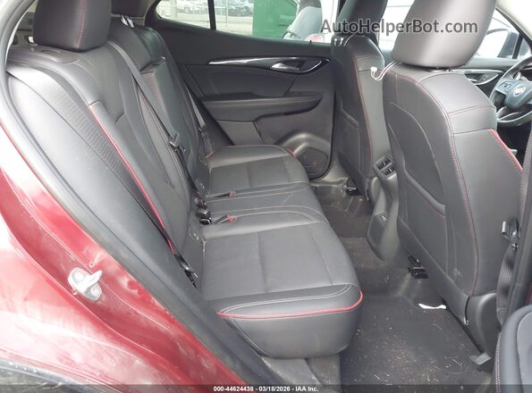 LRBFZNR41PD054315 2023 BUICK ENVISION Темно-бордовый Вид наклейки с VIN-кодом