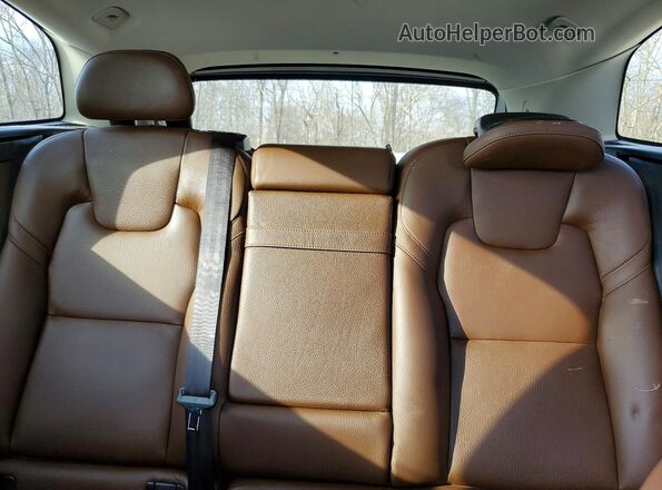 LYV102RK3JB102210 2018 VOLVO XC60 Угольный Вид задних сидений