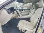 2019 Volvo Xc60 T5 Inscription Серебряный vin: LYV102RL6KB232363