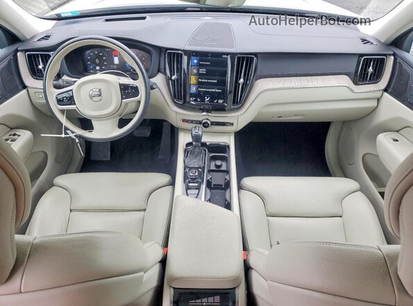 LYV102RL6KB232363 2019 VOLVO XC60 Серебряный Вид панели приборов