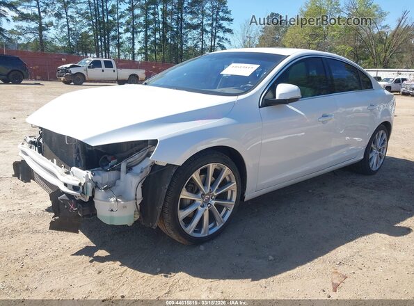 LYV402TK4JB156590 2018 VOLVO S60 INSCRIPTION White Przód lewy