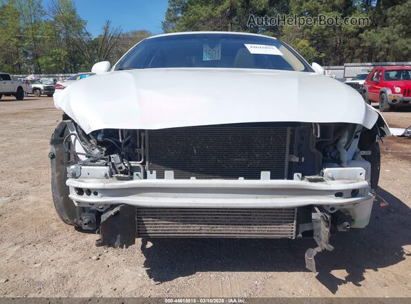 LYV402TK4JB156590 2018 VOLVO S60 INSCRIPTION White Widok wnętrza z tyłu
