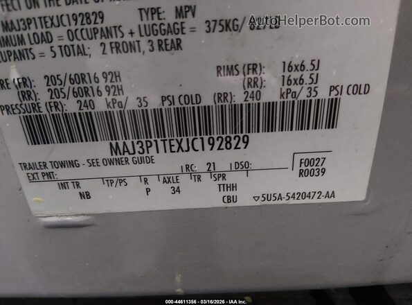 MAJ3P1TEXJC192829 2018 FORD ECOSPORT Silver ძრავის განყოფილების ხედი