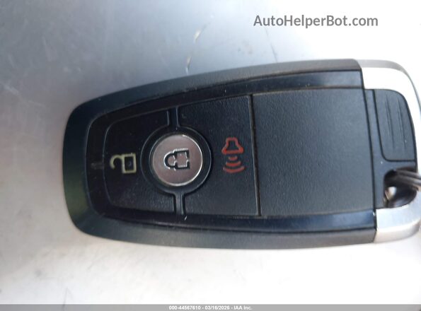 MAJ6P1UL8JC213879 2018 FORD ECOSPORT Серый Вид панели приборов
