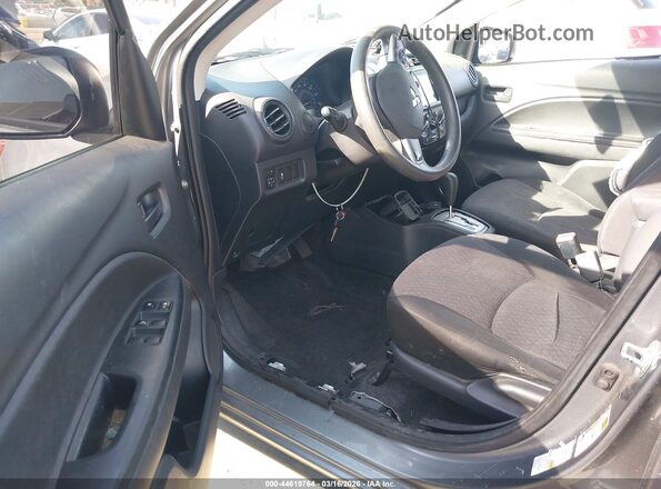 ML32A3HJ7JH000426 2018 MITSUBISHI MIRAGE Серый Вид салона спереди