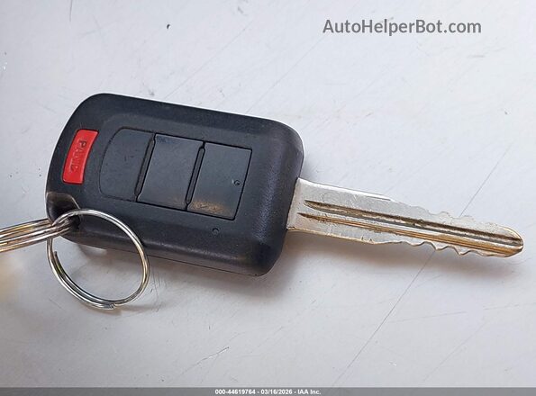 ML32A3HJ7JH000426 2018 MITSUBISHI MIRAGE Серый Вид панели приборов