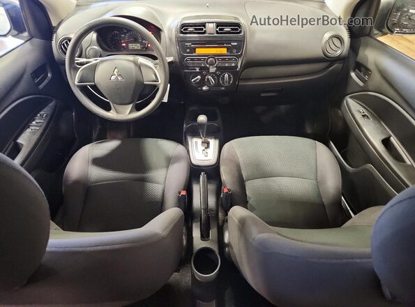 ML32F3FJ2HHF09003 2017 MITSUBISHI MIRAGE Белый Вид панели приборов