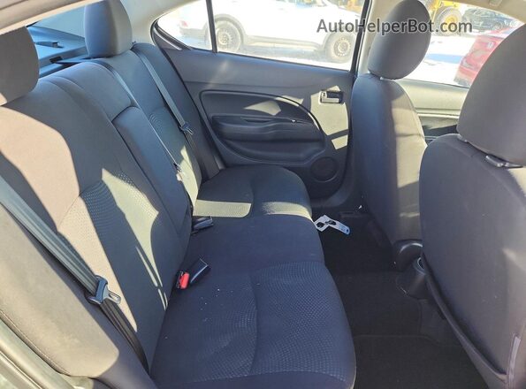 ML32F3FJ7JHF01307 2018 MITSUBISHI MIRAGE Silver Vista de los asientos traseros