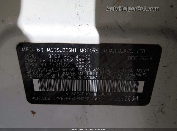 ML32F4FJ9KHF08640 2019 MITSUBISHI MIRAGE G4 White Vista del compartimento del motor
