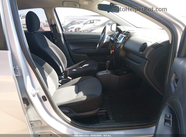 ML32FUFJ1PHF02385 2023 MITSUBISHI MIRAGE G4 Silver Widok wnętrza z przodu
