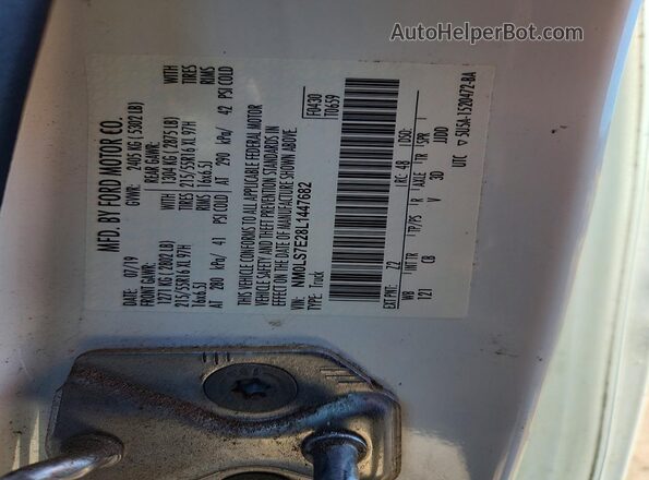 NM0LS7E28L1447682 2020 FORD TRANSIT White Widok naklejki z numerem VIN