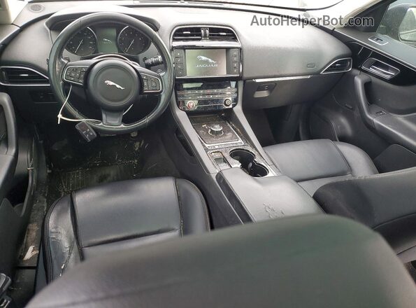 SADCJ2BV8HA091270 2017 JAGUAR F-PACE Серый Вид панели приборов