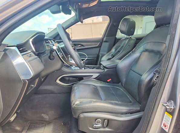 SADCJ2EX3NA699447 2022 JAGUAR F-PACE Gray Вид салону спереду