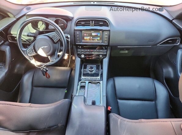 SADCJ2FN4JA298254 2018 JAGUAR F-PACE Красный Вид панели приборов