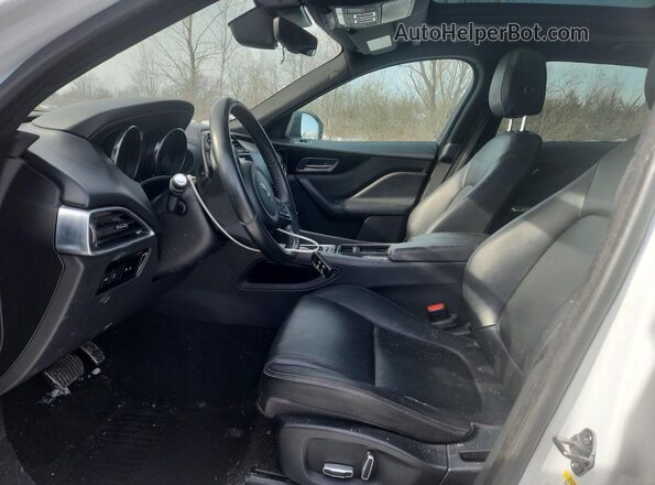 SADCJ2FX5KA605210 2019 JAGUAR F-PACE White Vista interior delantera