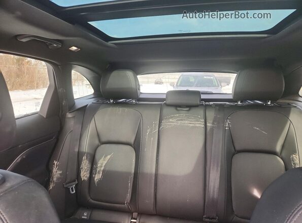 SADCJ2FX5KA605210 2019 JAGUAR F-PACE White Vista de los asientos traseros