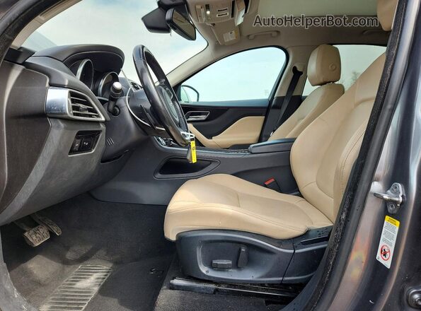 SADCJ2GX3JA235937 2018 JAGUAR F-PACE Угольный Вид салона спереди