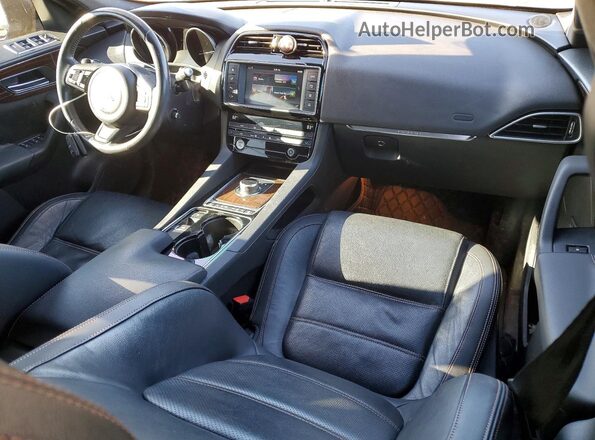 SADCK2BN8HA492525 2017 JAGUAR F-PACE Черный Вид панели приборов