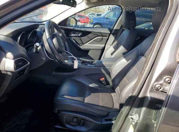 SADCK2BV3HA495283 2017 JAGUAR F-PACE Угольный Вид салона спереди