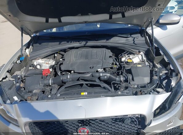 SADCK2BV9HA886342 2017 JAGUAR F-PACE Silver Vista trasera