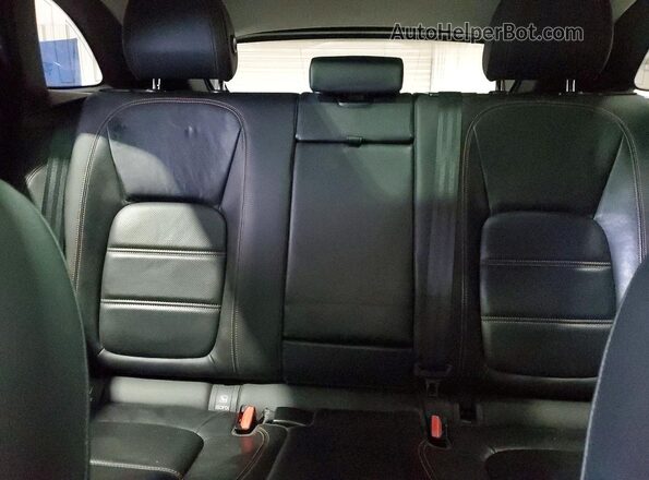 SADCK2FX1JA282012 2018 JAGUAR F-PACE Зеленый Вид задних сидений