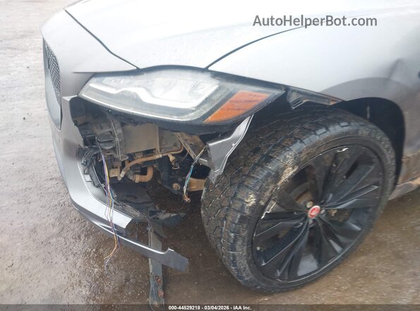 SADCL2GX0LA622538 2020 JAGUAR F-PACE Серый Вид спереди