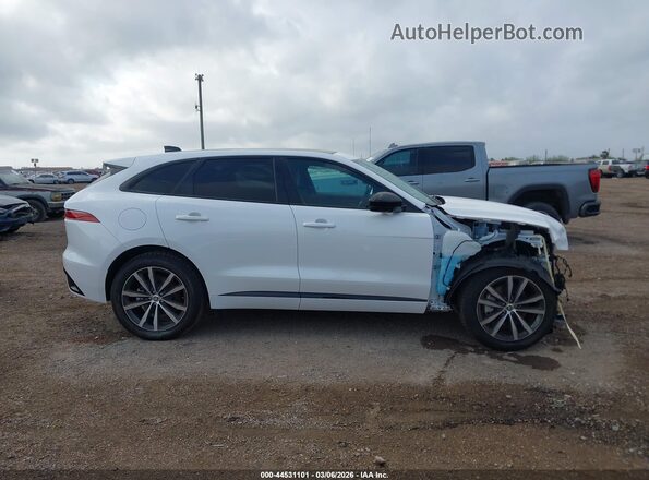 SADCT2EX4SA752792 2025 JAGUAR F-PACE White 360 interior view
