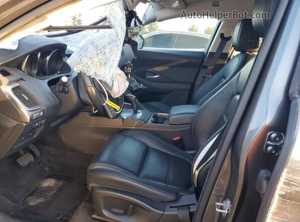 SADFJ2FX7J1Z30923 2018 JAGUAR E-PACE Серый Вид салона спереди
