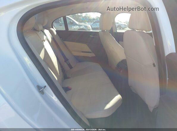SAJAD4FX1JCP20395 2018 JAGUAR XF White Widok naklejki z numerem VIN