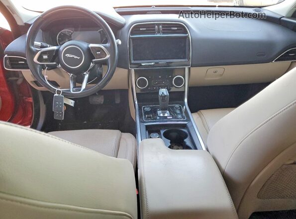SAJAE4FX5LCP63265 2020 JAGUAR XF Red Widok deski rozdzielczej