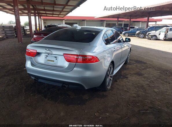 SAJAF4BV5HA962675 2017 JAGUAR XF Серый Задняя правая четверть