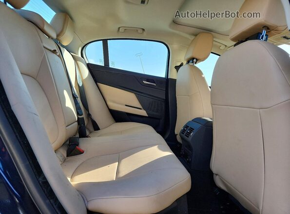 SAJAJ4FX6KCP51040 2019 JAGUAR XF Синий Вид задних сидений