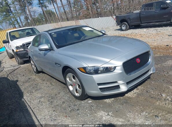 SAJAR4BG6HA974052 2017 JAGUAR XF Серебряный Передняя правая четверть
