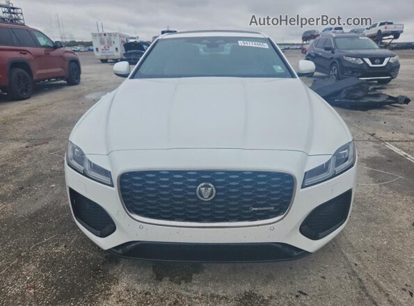SAJB64FX4RCY96044 2024 JAGUAR XF White Front view