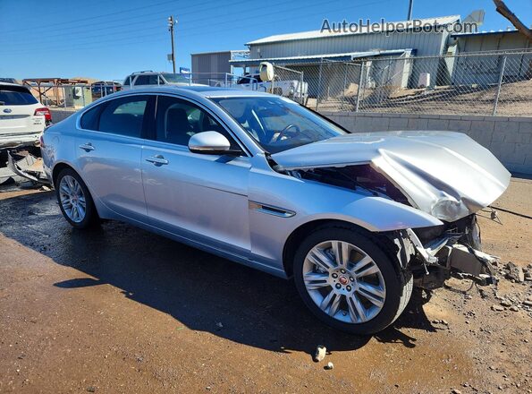 SAJBD4BV1GCY09689 2016 JAGUAR XF Серебряный Передняя правая четверть