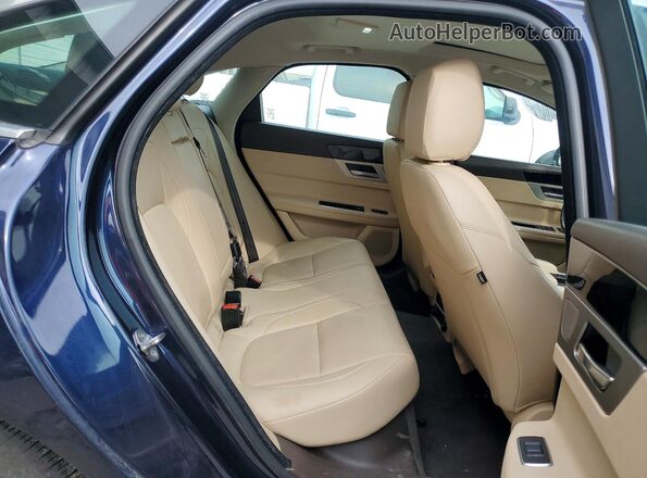 SAJBJ4BV9GCY16687 2016 JAGUAR XF Синий Вид задних сидений