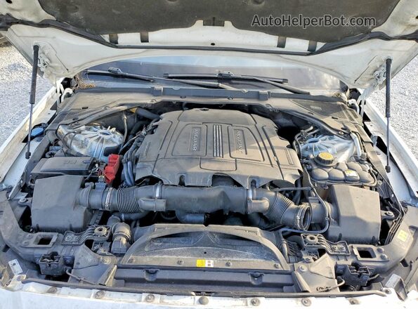 SAJBR4BV0HCY46610 2017 JAGUAR XF Белый Вид задней части салона