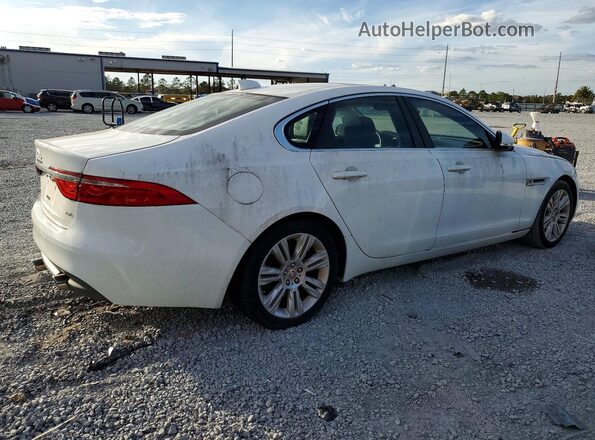 SAJBR4BV0HCY46610 2017 JAGUAR XF Белый Задняя правая четверть